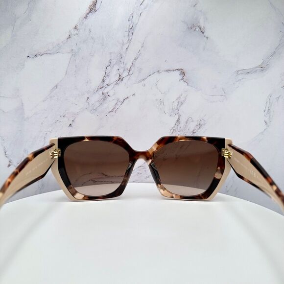 New PRADA Sunglasses - Picture 16 of 16